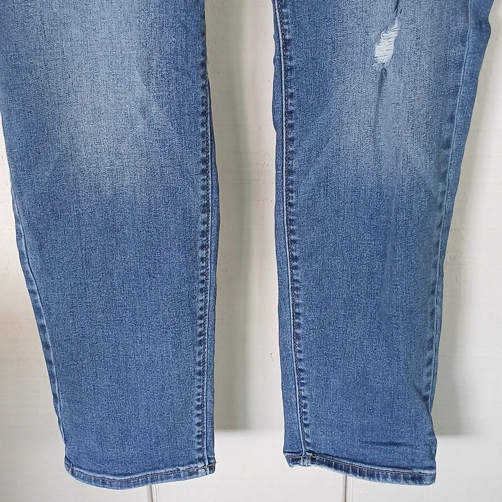 Old Navy Mid Rise Rockstar Skinny Jeans With Light Distress Size 16 Short